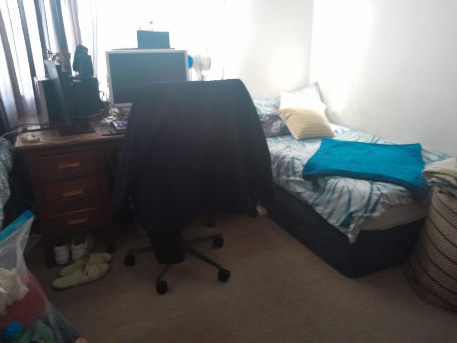 To Let 2 Bedroom Property for Rent in Pinelands Western Cape
